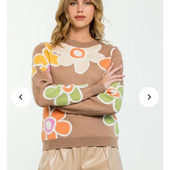 THML Sweaters - THML Multicolor Floral Sweater Size Large